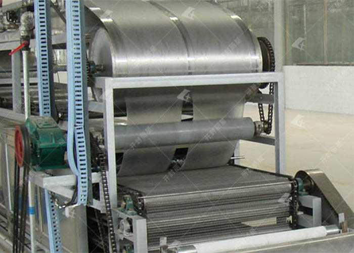 投资开办粉皮加工厂，sthpzx全自动粉皮机优势突出